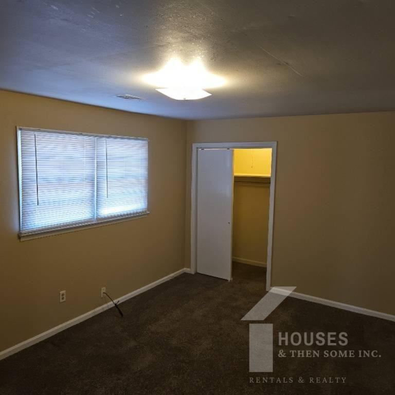 24 Lakeview Cir - Photo 7 of 14