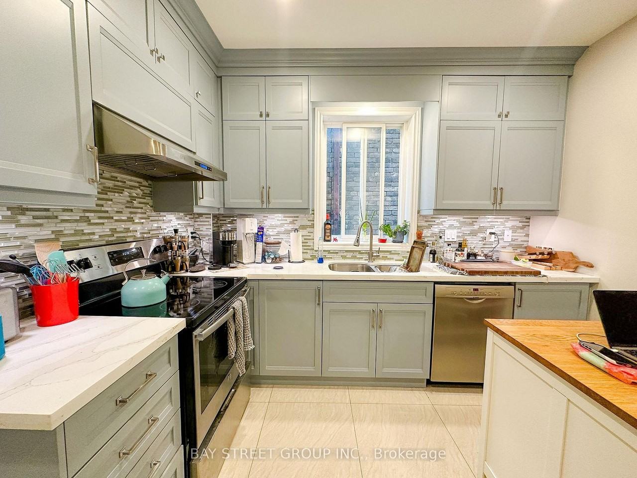 36 Ashdale Avenue - Photo 2 of 9