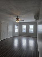 featured image of 400 W Elm St