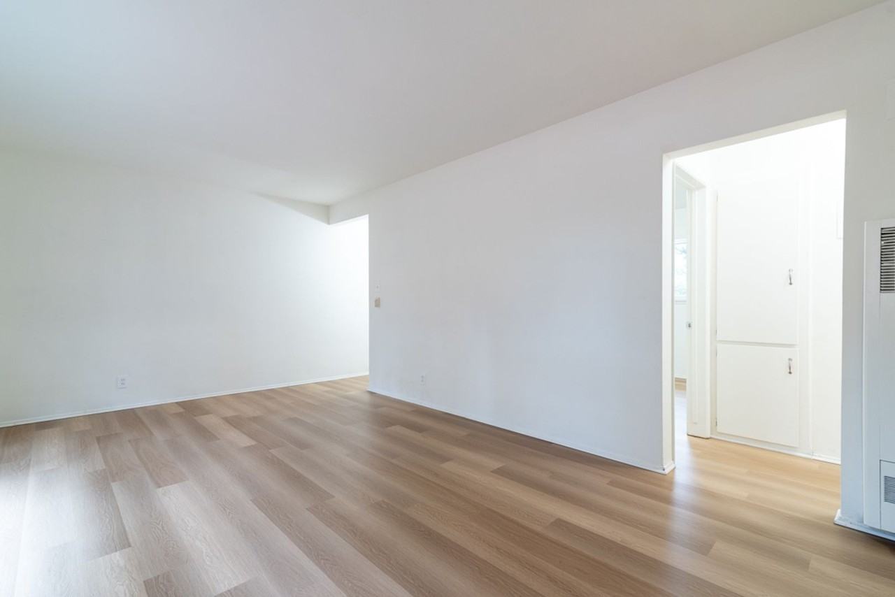 Kansas Apartments - Photo 3 of 23