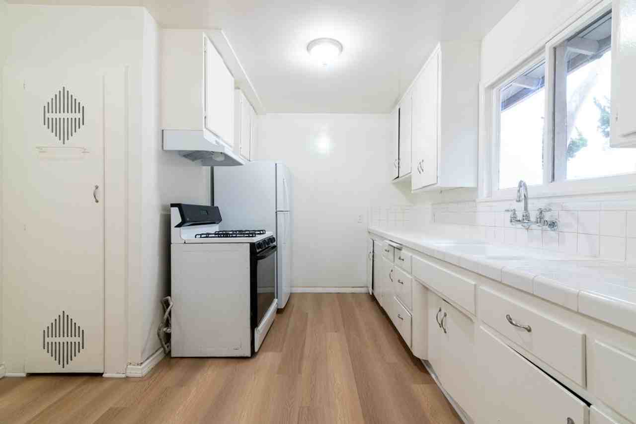 Kansas Apartments - Photo 5 of 23