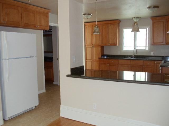 5203 11th Ave Ne - Photo 2 of 21