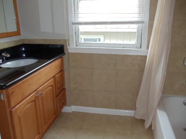 5203 11th Ave Ne - Photo 7 of 21