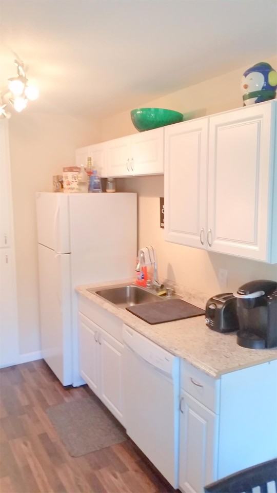 522 Nord Ave #1 - Photo 4 of 15