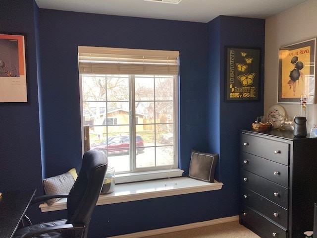 2923 W Lemhi St - Photo 2 of 23