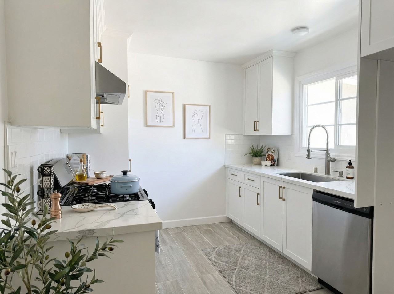 1553-1555 Riverside Dr. - Photo 3 of 21