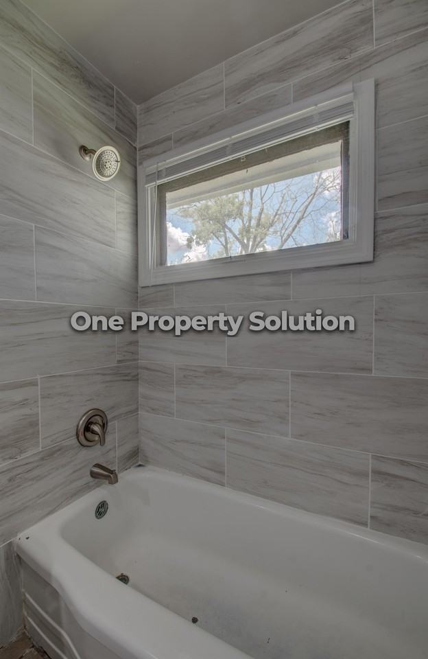 5001 Carolina St - Photo 7 of 22