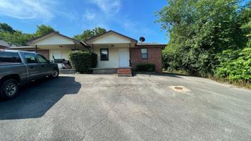 featured image of 606 Rolling Hills Dr