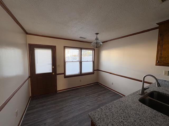 3262 Landmark St #D2 - Photo 5 of 16