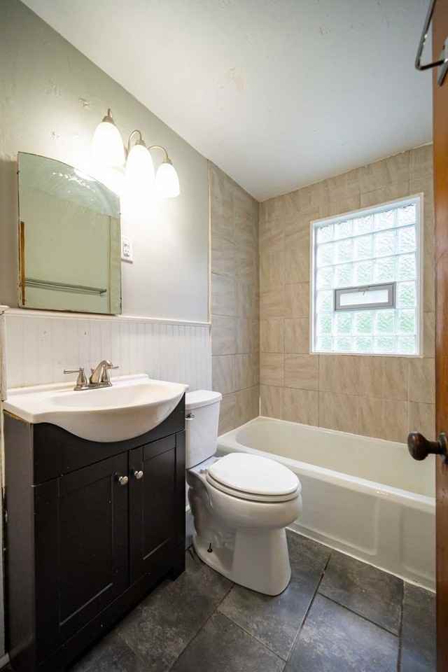 213 E Hudson St - Photo 7 of 21