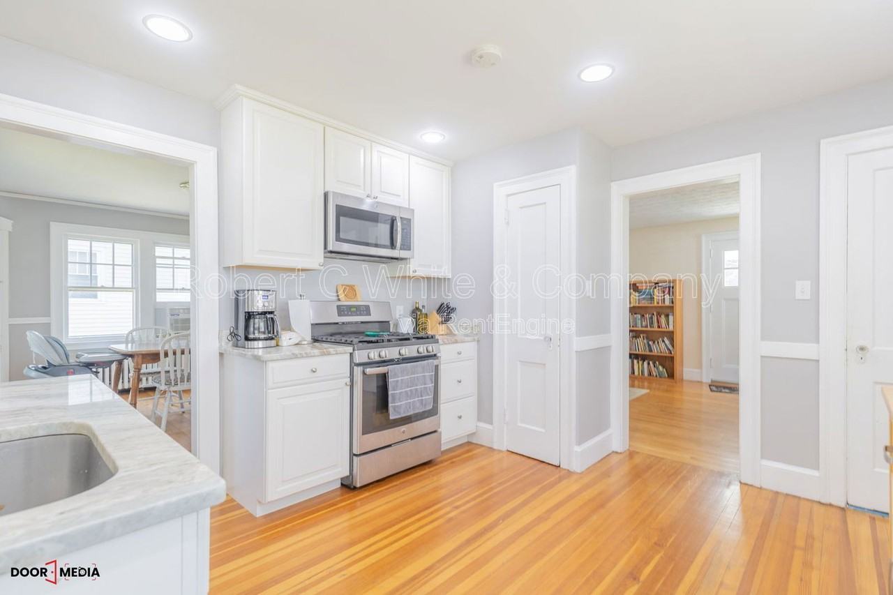 54 Fennbrook Rd - Photo 7 of 26