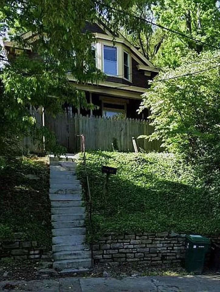 635 Straight St #635S - Photo 2 of 6