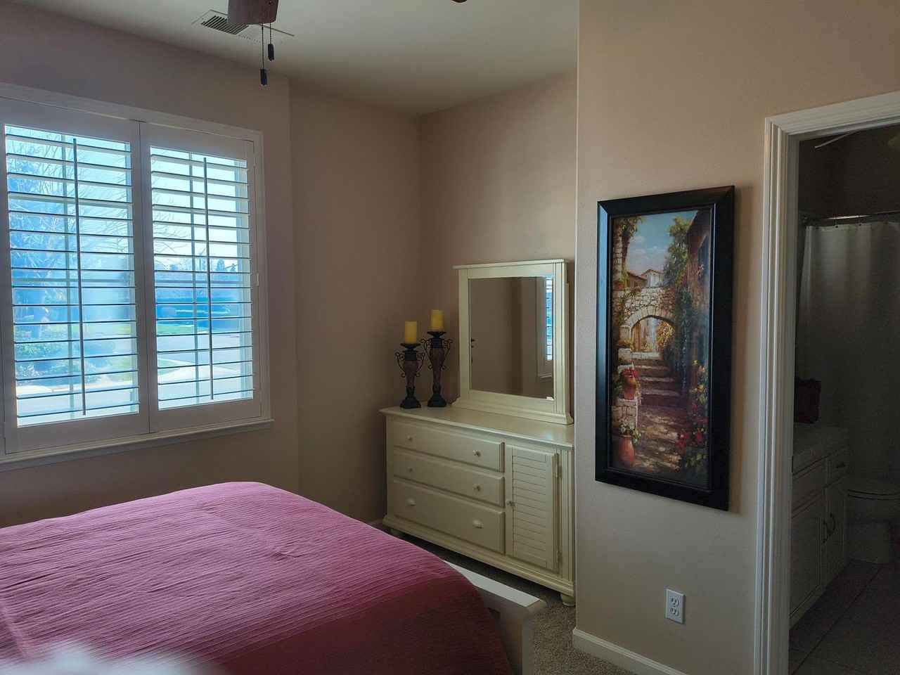 2455 E Marquise Ct - Photo 7 of 20