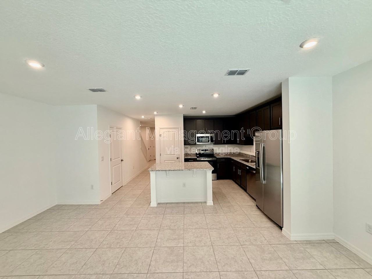 1622 Fan Palm Dr - Photo 7 of 25