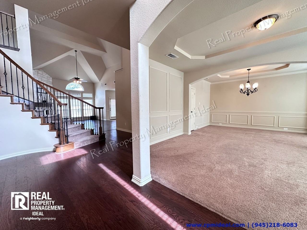 708 Yarrow St - Photo 4 of 41