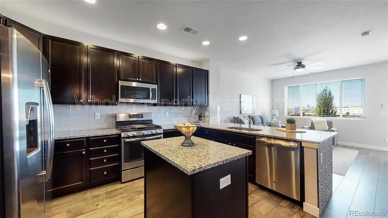 6605 Warren Dr - Photo 6 of 19