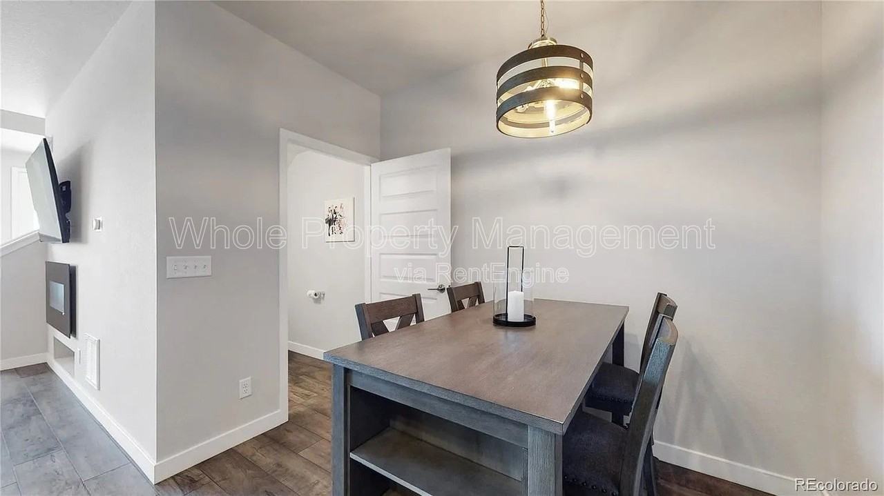 6605 Warren Dr - Photo 7 of 19