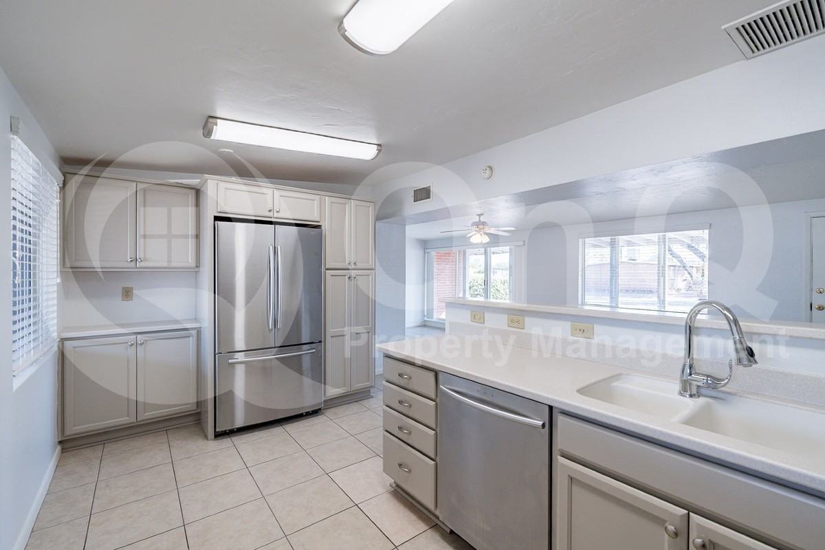 1510 S Arcadia Ave - Photo 6 of 37