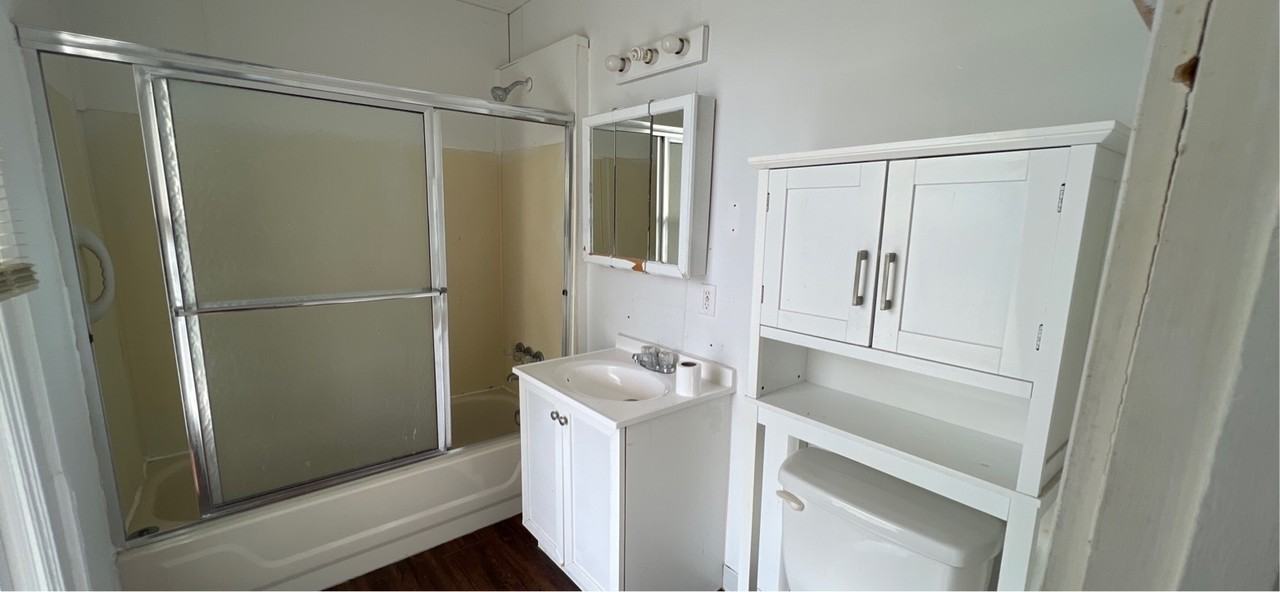 934 S Main St #3 - Photo 2 of 17