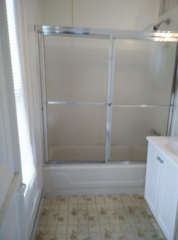 934 S Main St #3 - Photo 7 of 17