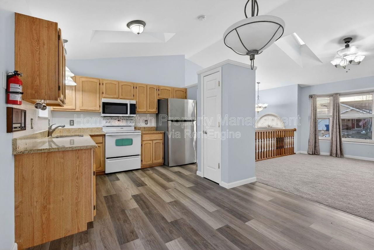 4 Devondale Pl - Photo 6 of 43