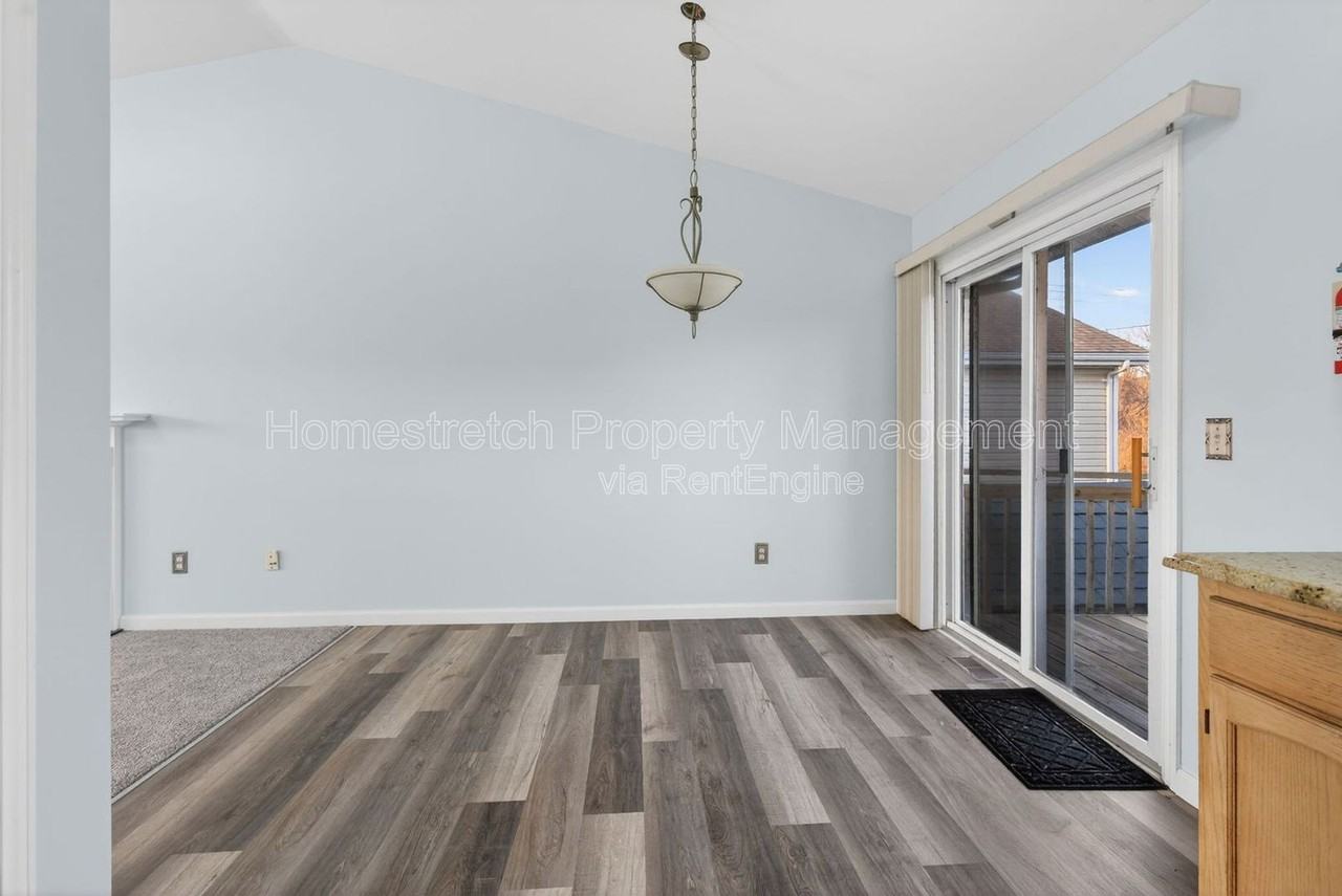 4 Devondale Pl - Photo 7 of 43