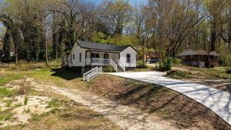 665 S Eugenia Pl Nw - Photo 1 of 1