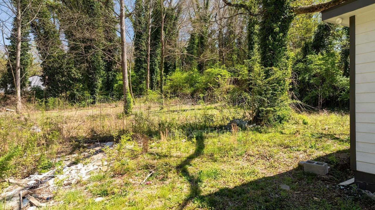 665 S Eugenia Pl Nw - Photo 6 of 50