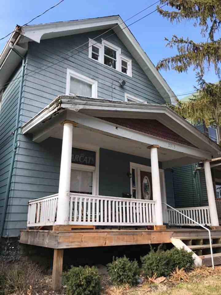 2313 Stratford Ave - Photo 2 of 13