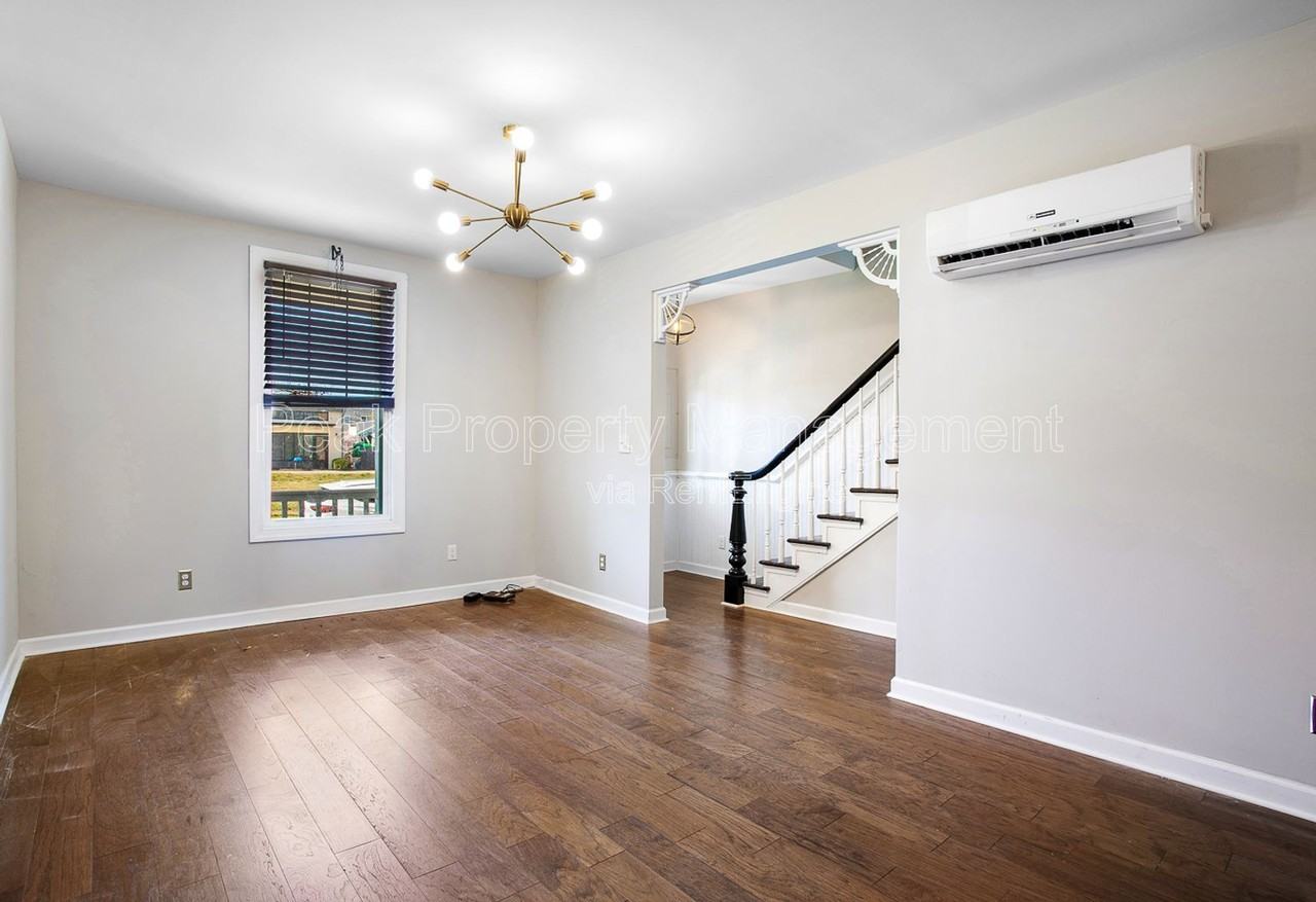 1209 N 29th St - Photo 7 of 26