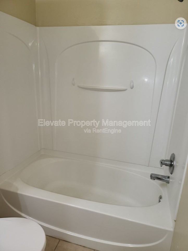 921 W Prairie Wind Way - Photo 4 of 23