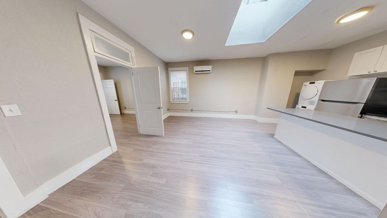 1116 13th St. - Photo 4 of 12