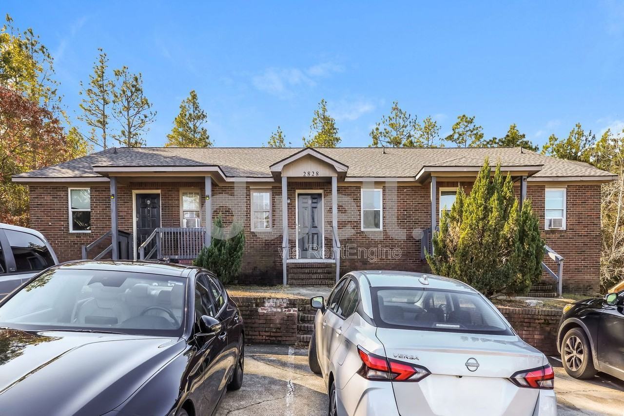 2828 Lumpkin Rd #B - Photo 2 of 16