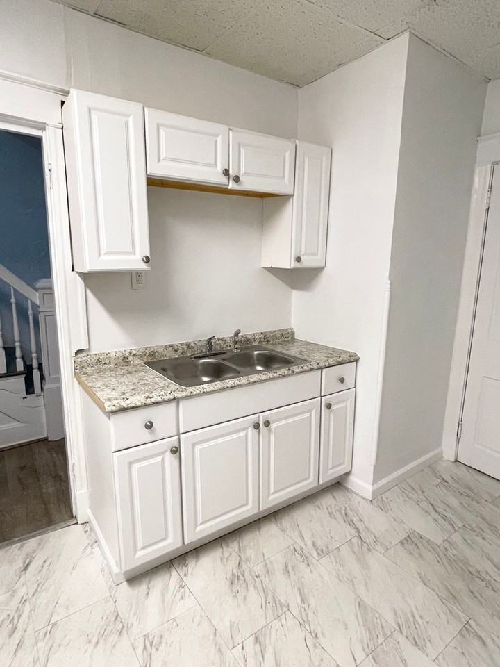 2322 Chickasaw St - Photo 6 of 21