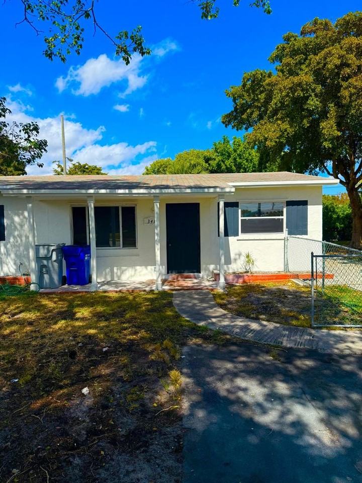 341 Ne 25th Ct - Photo 3 of 10