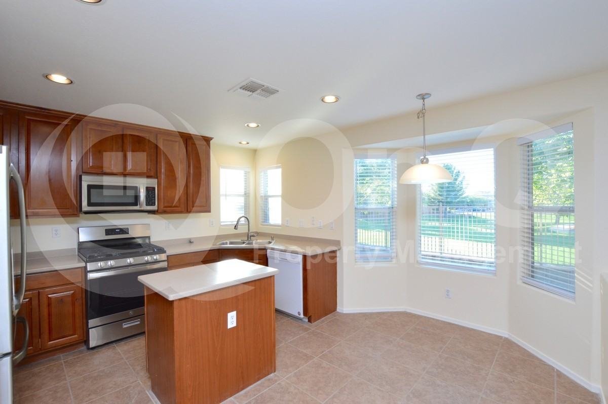 1244 E Marcella Ln - Photo 3 of 20