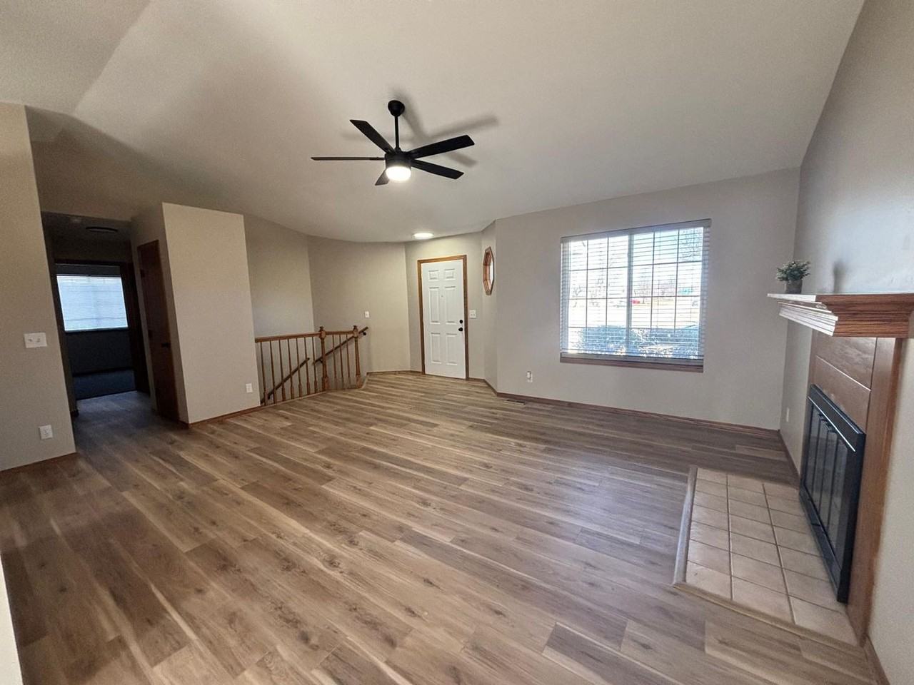 10307 W Yosemite Dr - Photo 3 of 16