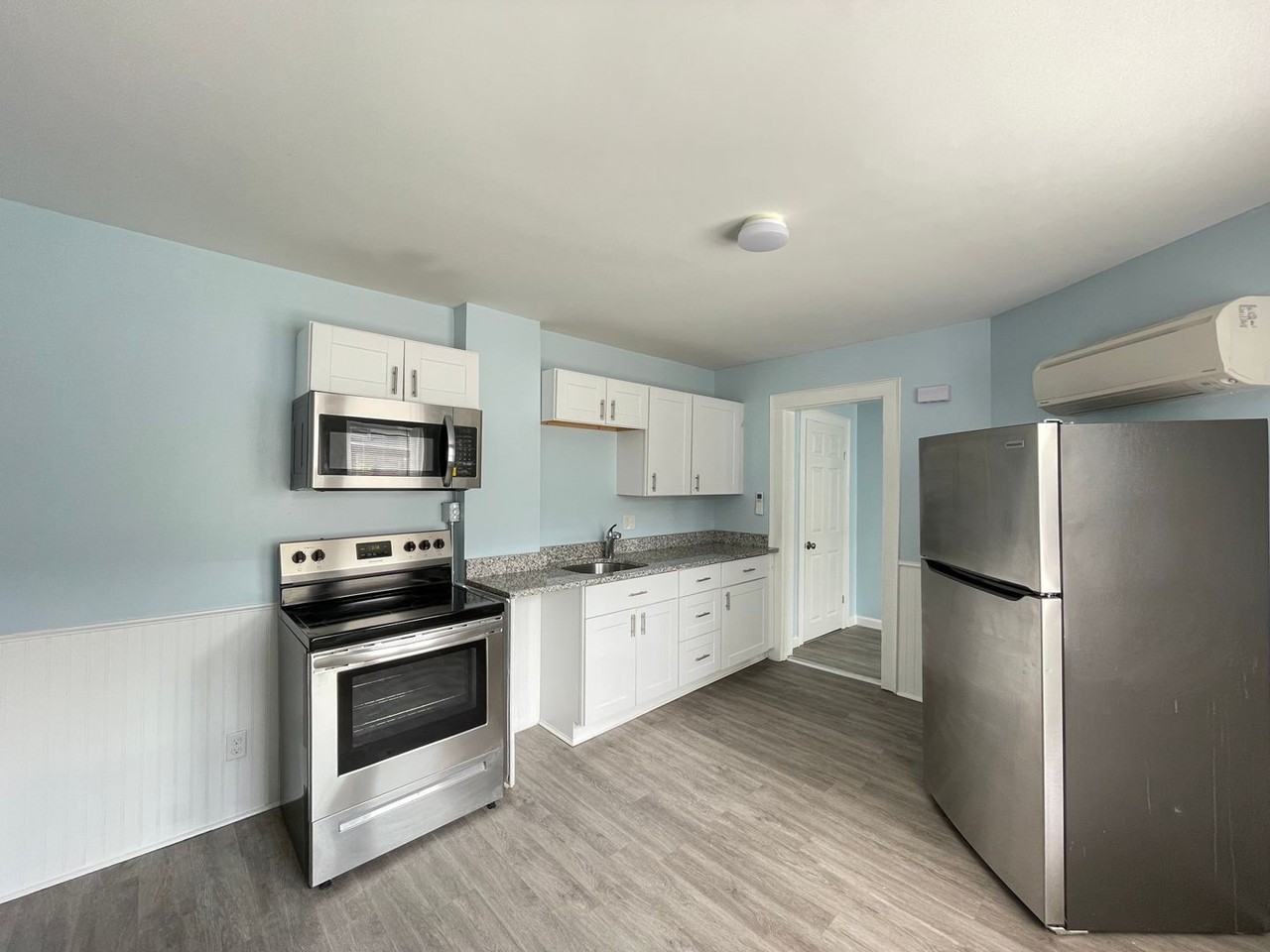 9 Oak St #1 - Photo 2 of 20