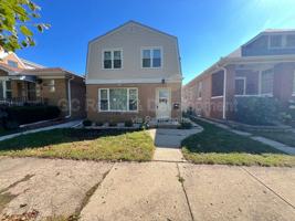 featured image of 5125 N Mason Ave