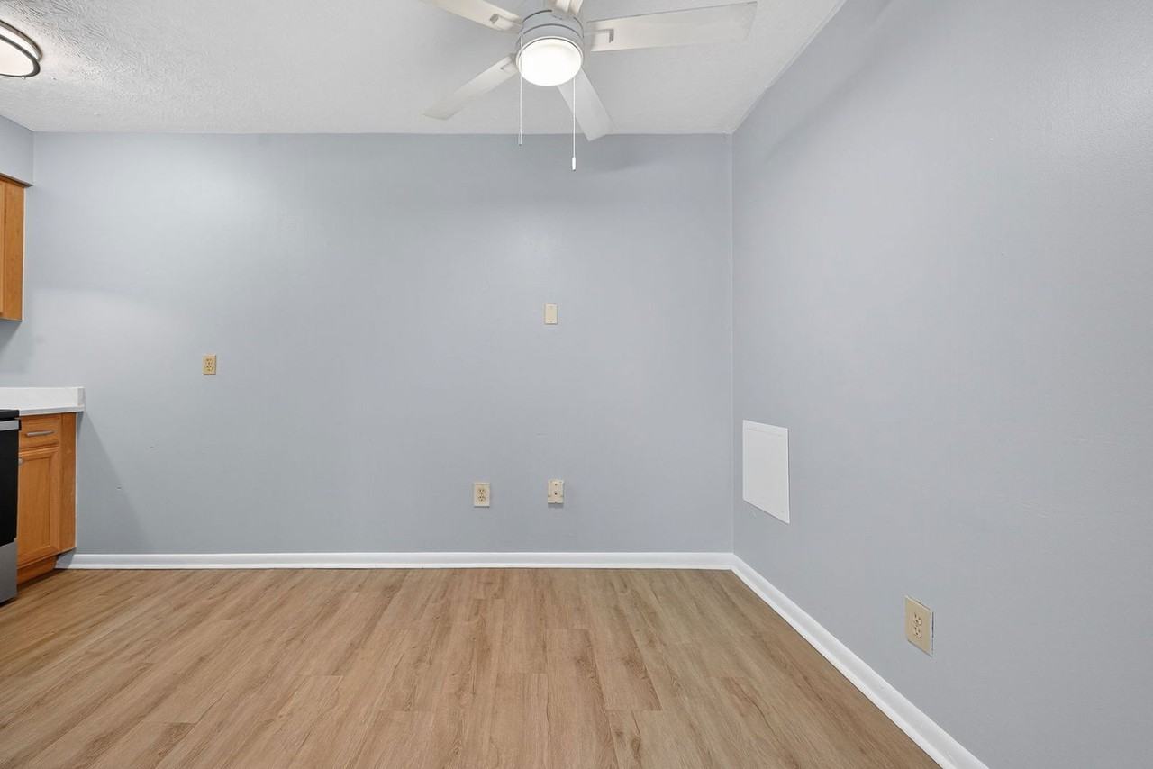 2419 Ohio Ave #L - Photo 6 of 16