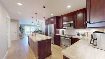 featured image of 935 D Ave