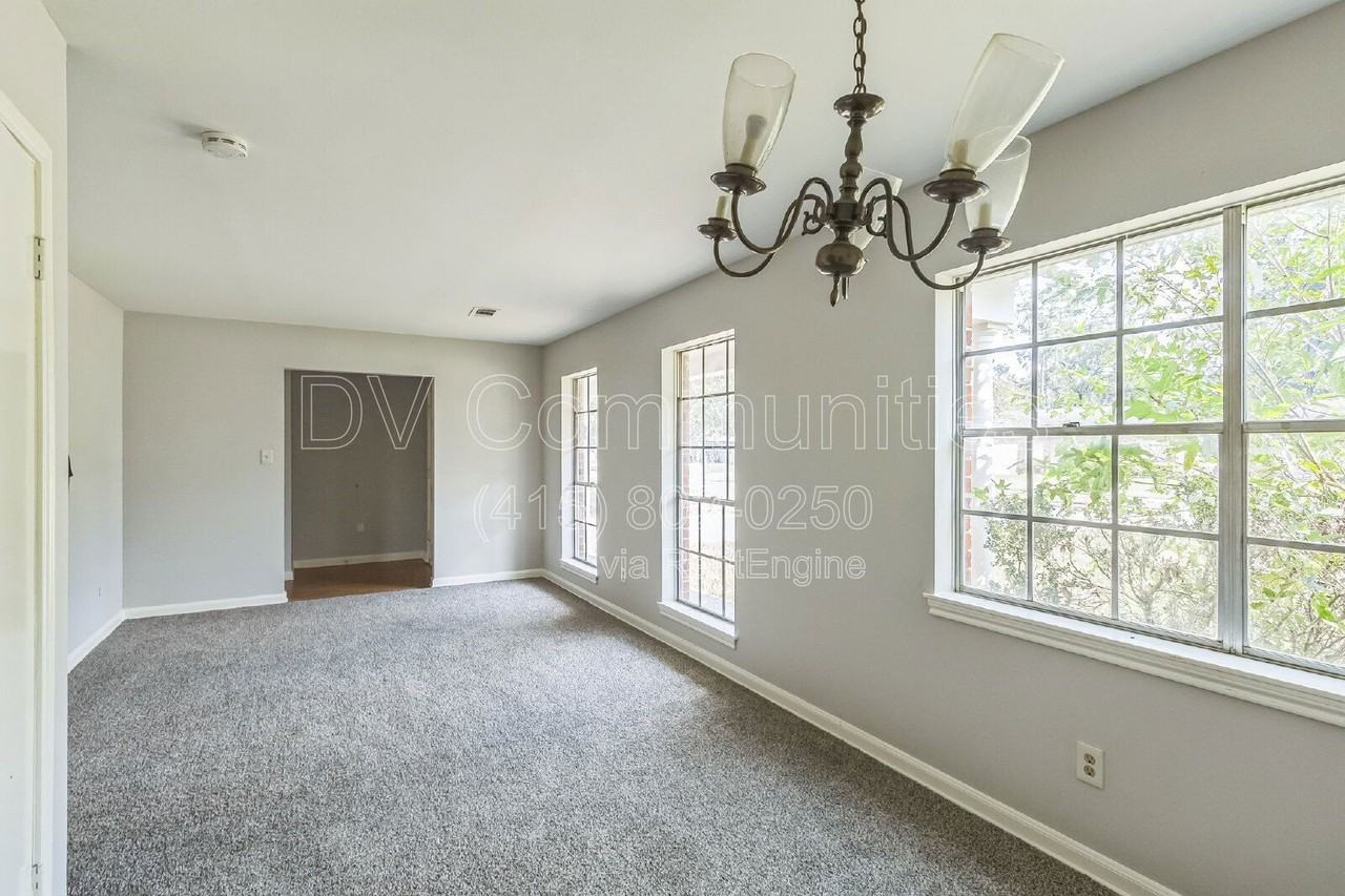 13331 Villagrove Dr - Photo 7 of 28