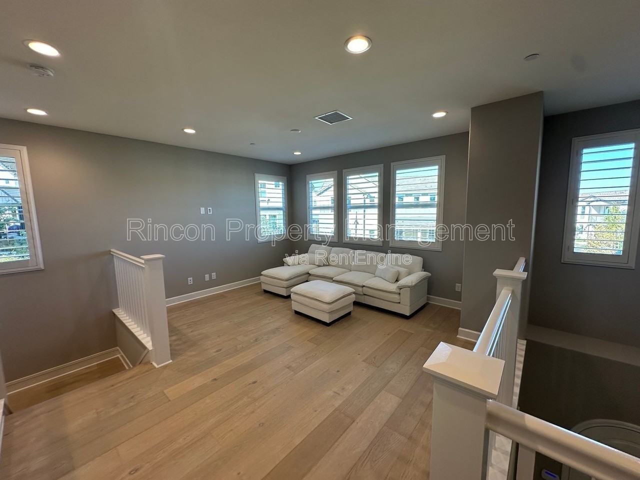 97 Nevada Ave - Photo 3 of 43