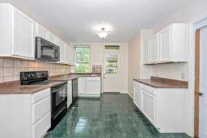 featured image of 3206 Bishop St