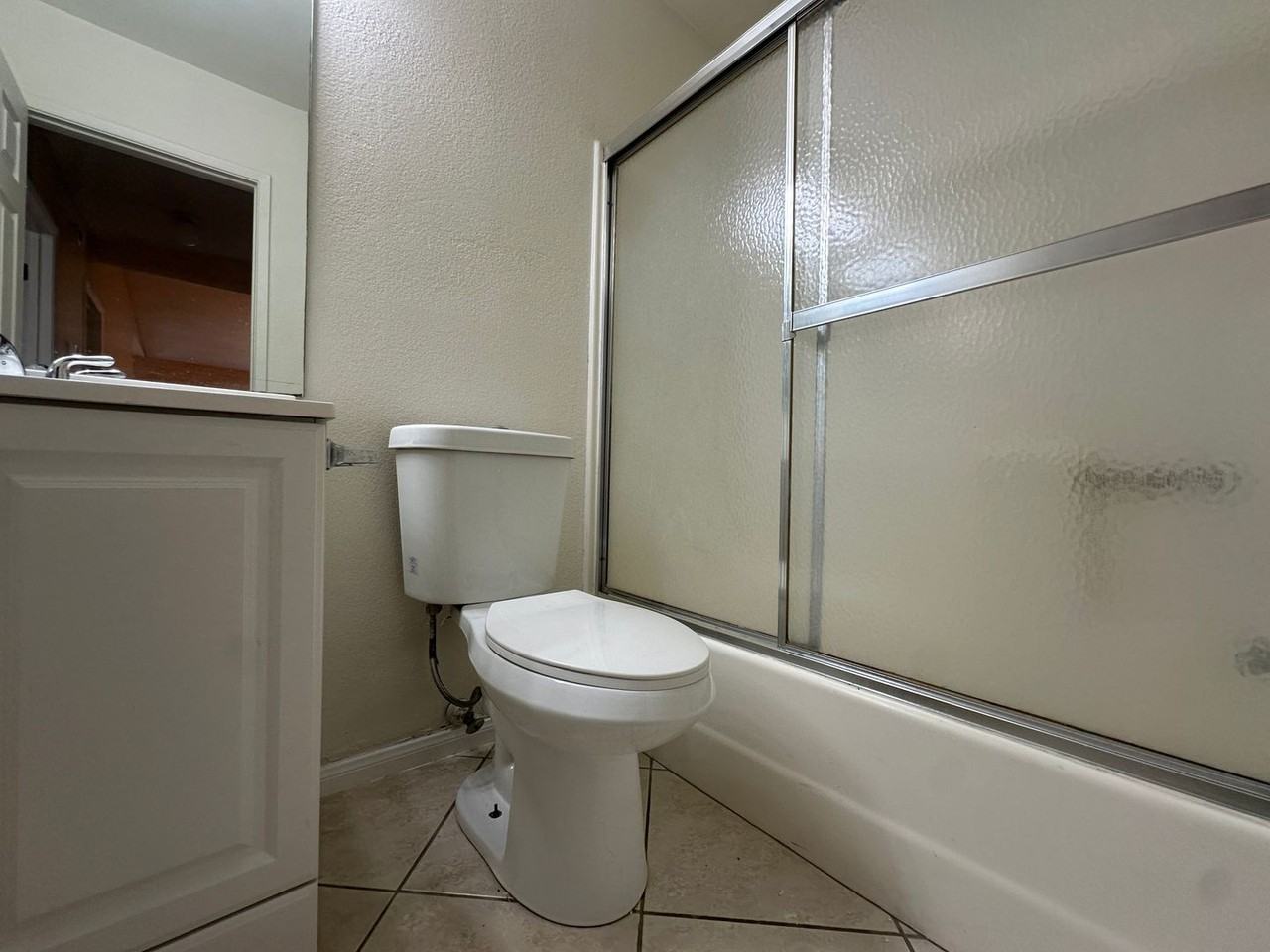 541 Chandler St - Photo 6 of 8