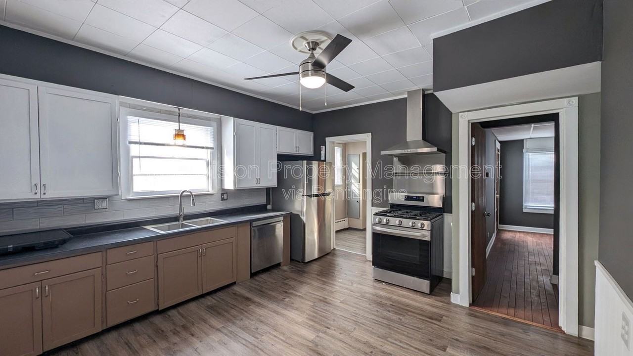 1405 Connor Ave #1 - Photo 2 of 9