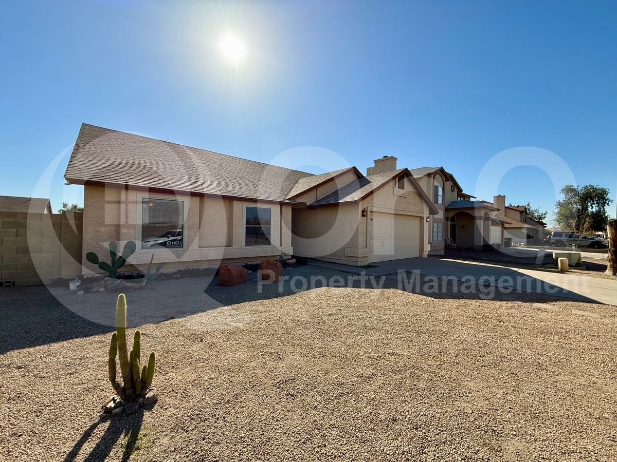 8709 W Cambridge Ave - Photo 3 of 22