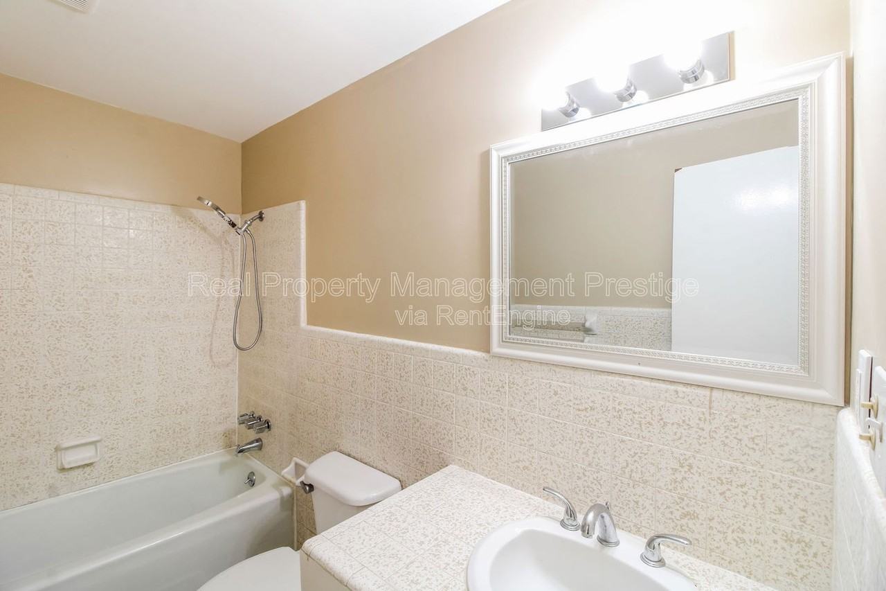 610 Ball #8 - Photo 6 of 6