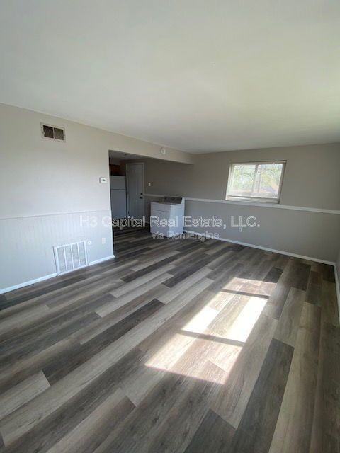 140 Harnett Ave - Photo 2 of 11
