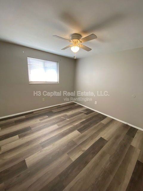 140 Harnett Ave - Photo 7 of 11